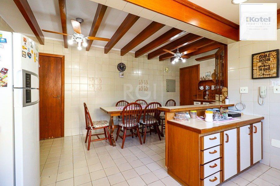 Apartamento para Venda - 172.8m², 3 dormitórios, sendo 1 suites, 1 vaga - Menino Deus — foto 5