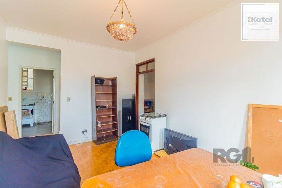 Ampla apartamento 3 dormitorios,living 2 ambientes na Cidade Baixa, com 2 garagem,