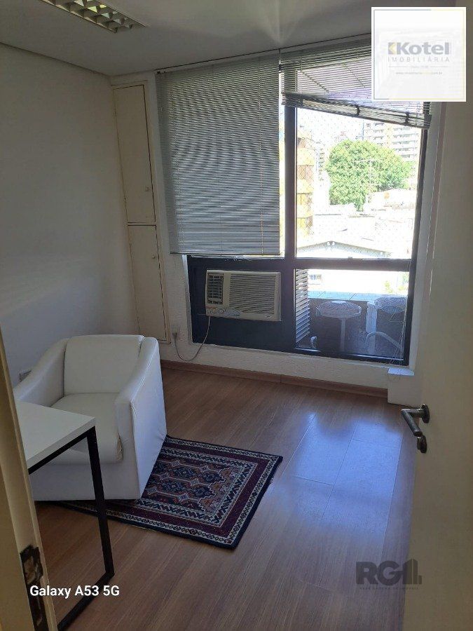 SALA COM 205,21 M2 DUAS VAGAS NA AUXILIADORA — foto 5