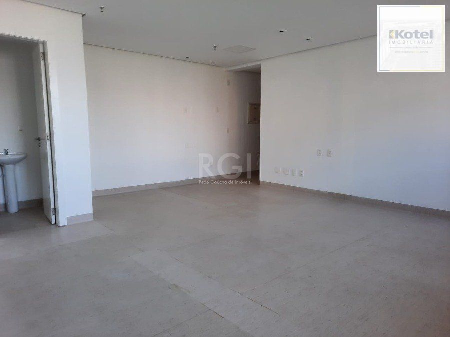 Conjunto/Sala para Venda - 36m², 0 dormitórios, 1 vaga - Rio Branco
