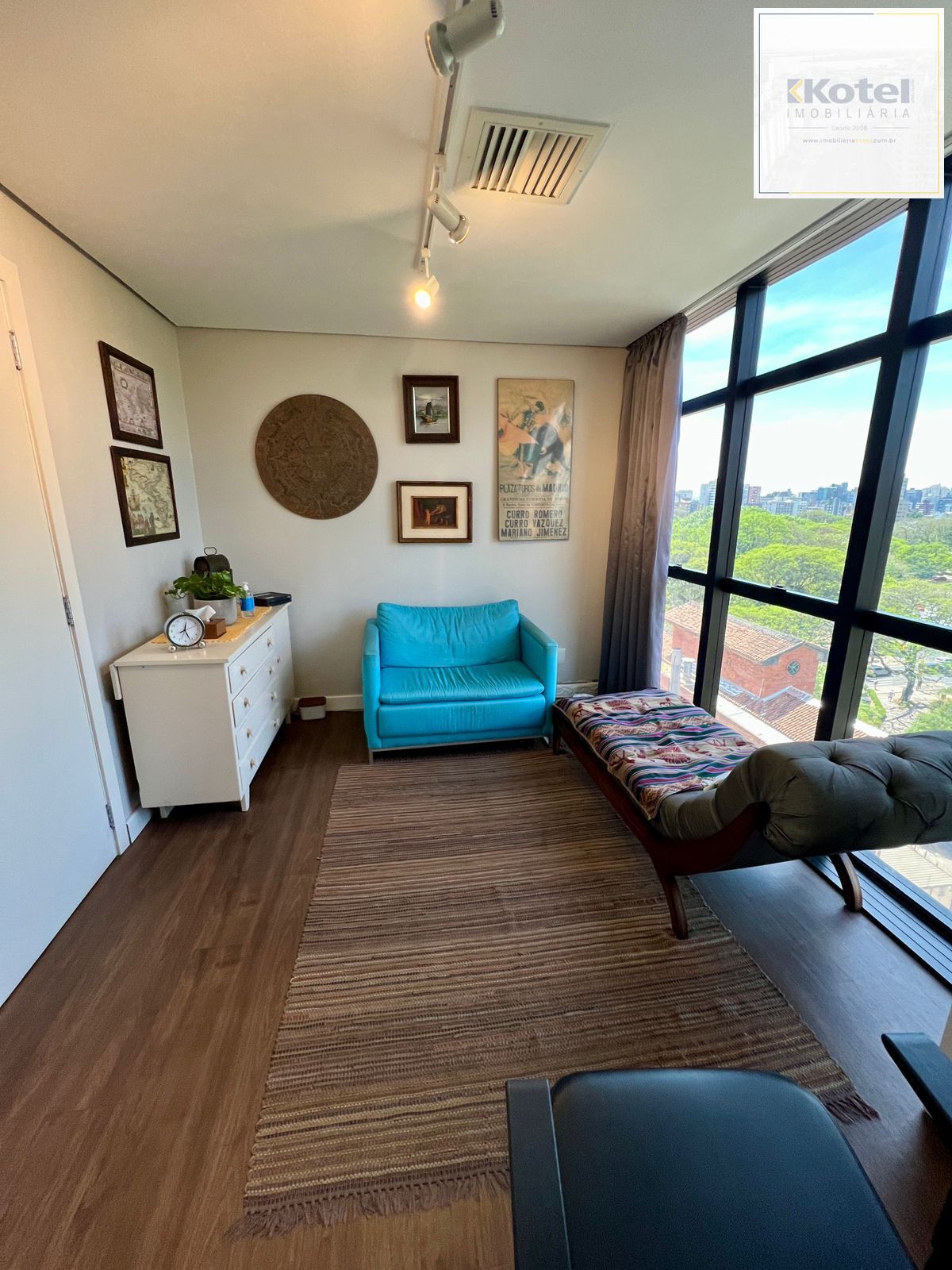 Conjunto Comercial 1 quartos à venda, 27m², Rio Branco - Porto Alegre