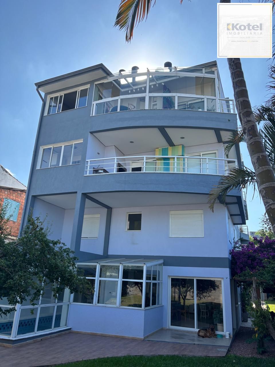 fachada fundos
