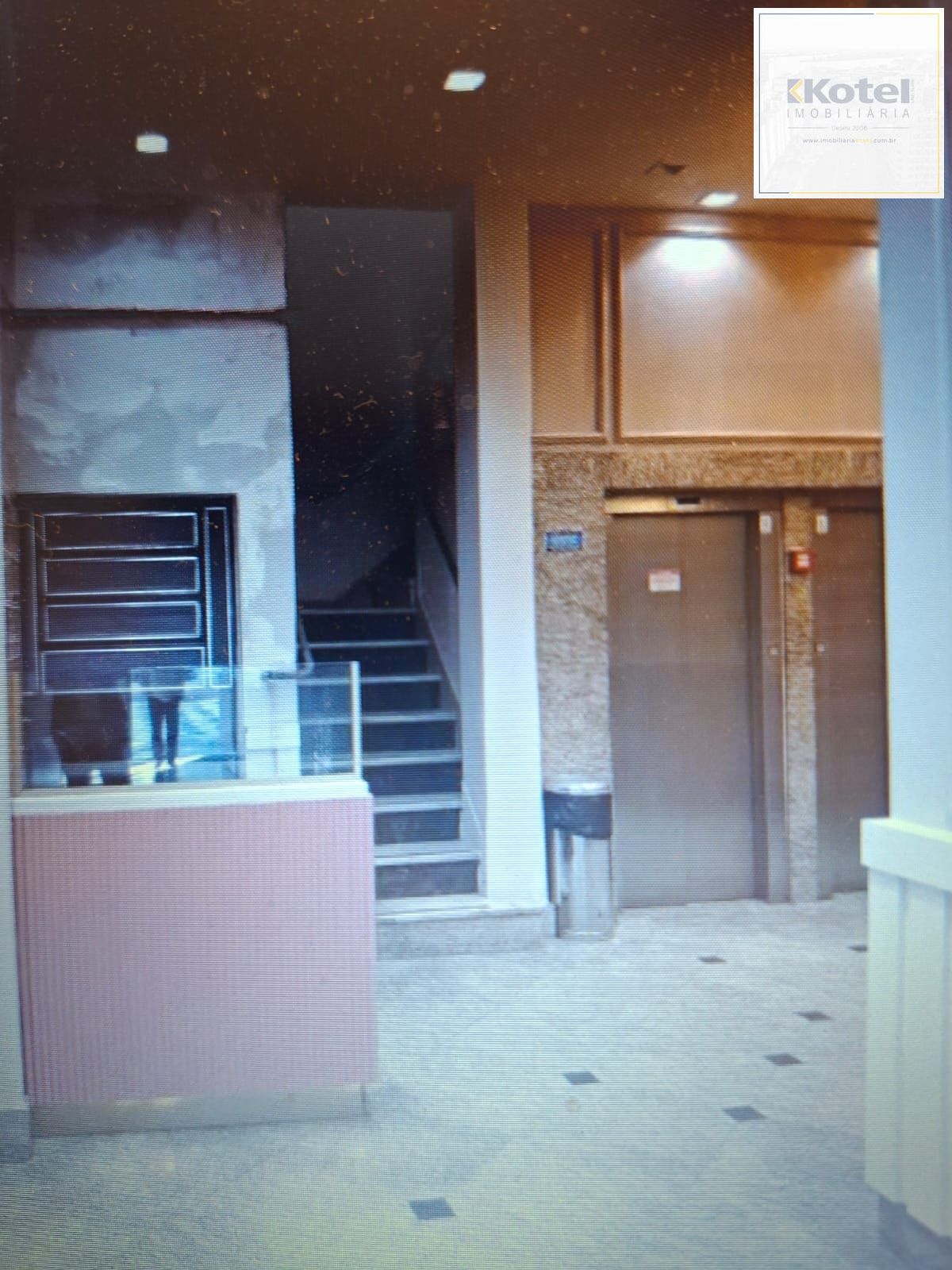 Conjunto Comercial à venda, 81m², Centro Histórico - Porto Alegre