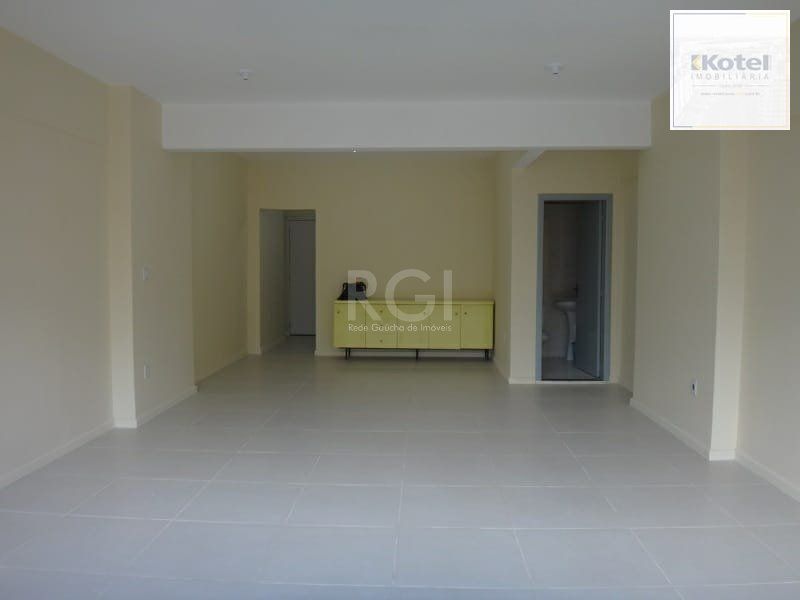 Sala comercial com 55,0 m2, com 2 banheiros e piso com porcelanato. — foto 2