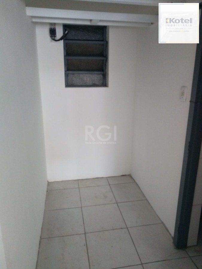 Loja para Venda - 70m², 0 dormitórios, Petrópolis — foto 4