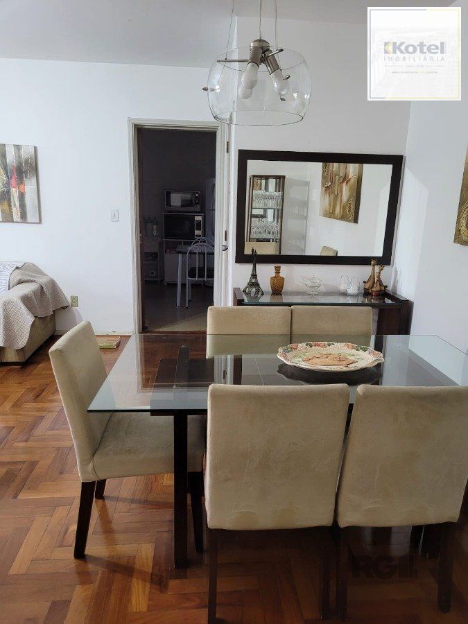 Apartamento 3 dormitórios com suite, Bairro Petrópolis, na Rua Coronel Lucas de Oliveira, próximo ao Zaffari da Ipiranga — foto 2