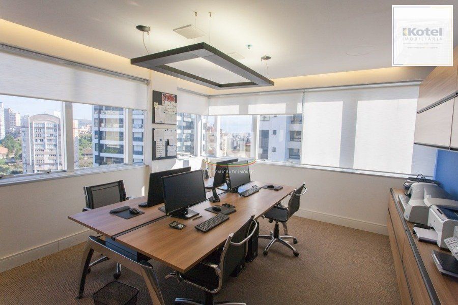 Conjunto/Sala para Venda - 36.74m², 0 dormitórios, 1 vaga - Petrópolis — foto 2
