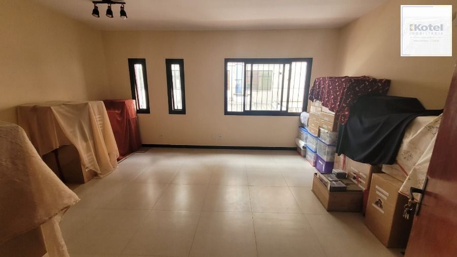 Casa 3 quartos à venda, 290m², Rio Branco - Porto Alegre