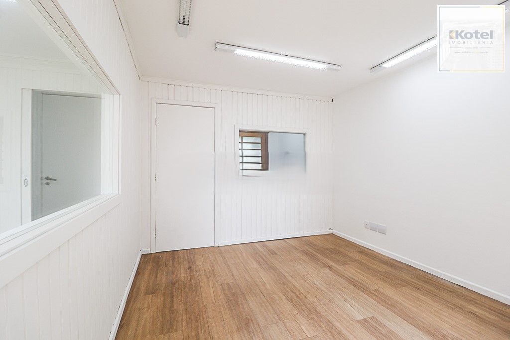 SALA COMERCIAL 43M², MOINHOS DE VENTO, PORTO ALEGRE