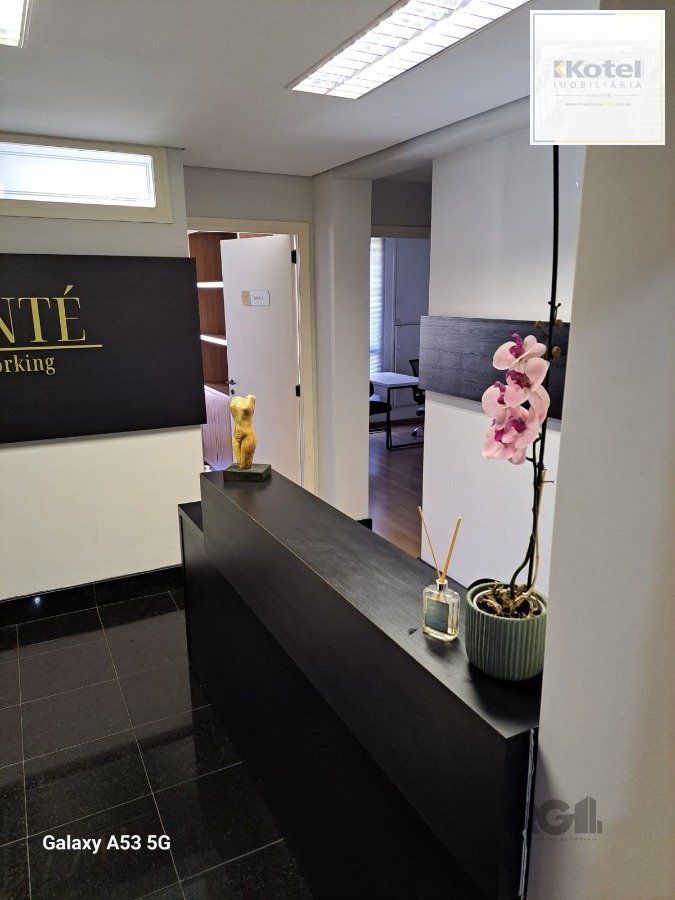 SALA COM 205,21 M2 DUAS VAGAS NA AUXILIADORA — foto 2