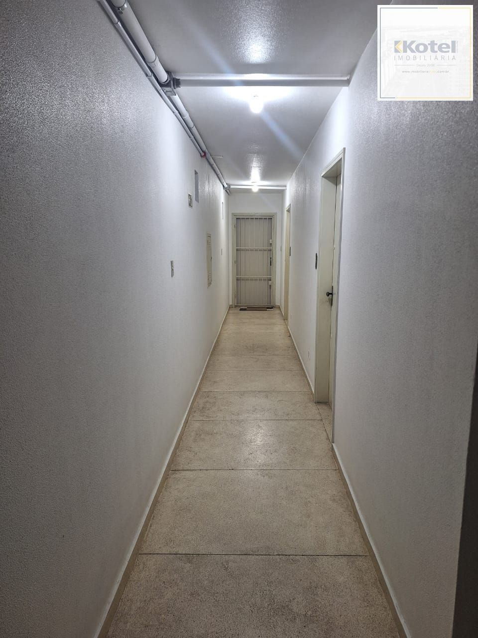 JK residencial no Bairro Menino Deus - Porto Alegre, área de 25m², R$150 mil — foto 4