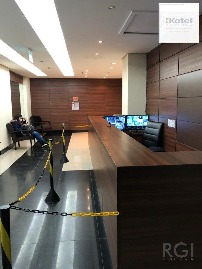 Sala Comercial à venda, 52m², Santa Maria Goretti - Porto Alegre — foto 5