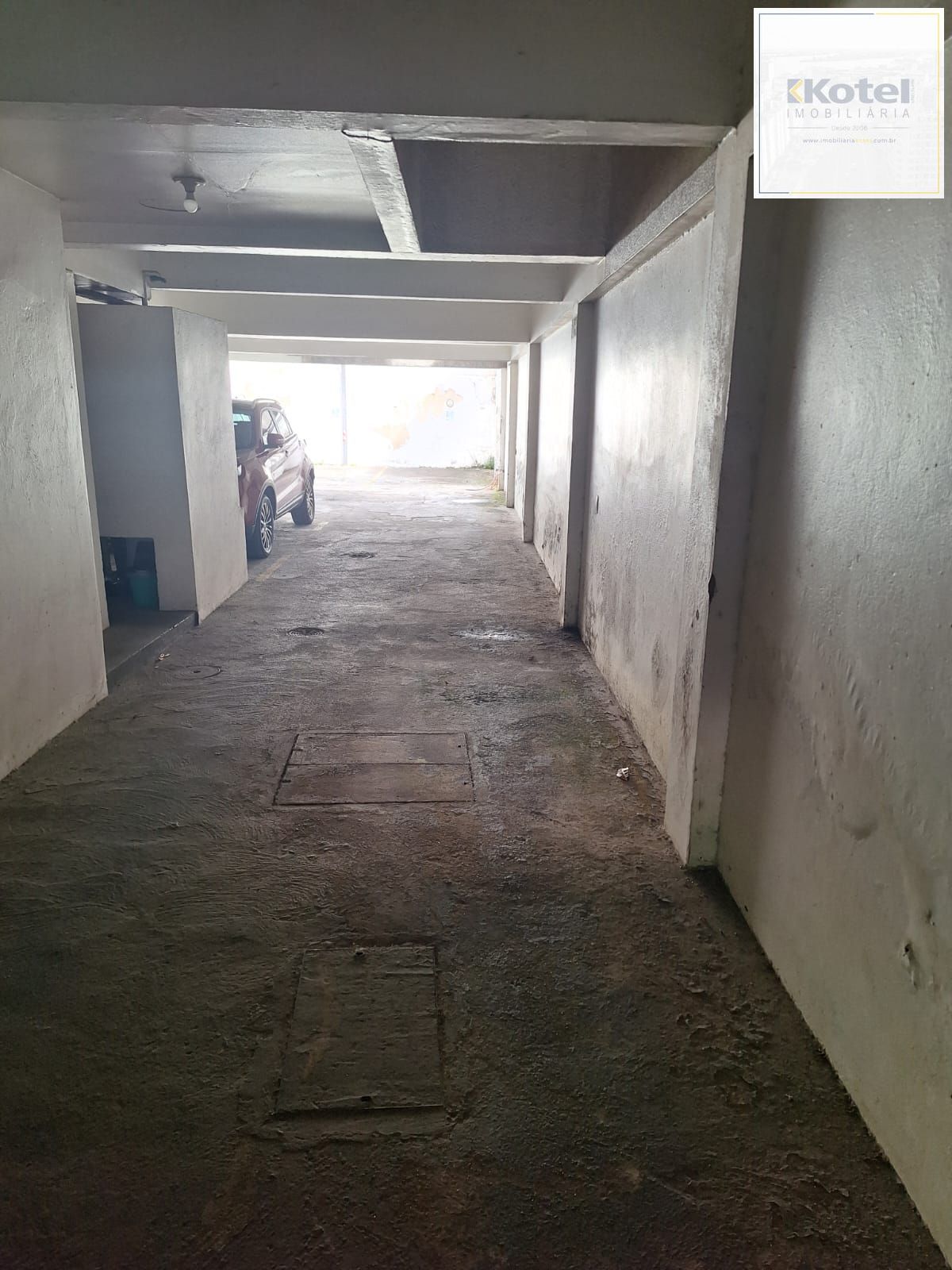 Salão comercial à venda, 40m², Rio Branco - Porto Alegre