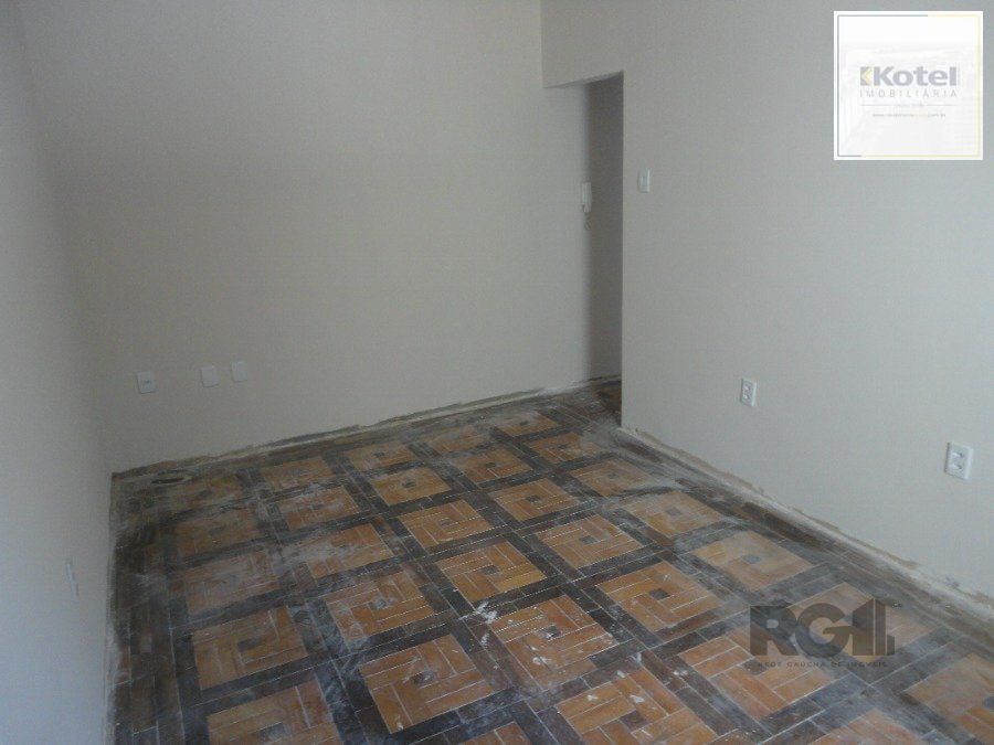 APARTAMENTO 2 DORMITÓRIOS NA FRANCISCO FERRER