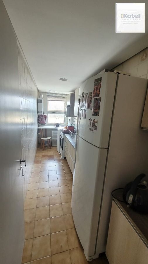 Apartamento para Venda -  1 dormitório amplo com 59,00m², 1 vaga - Rio Branco junto ao parcão, moinhos de vento
