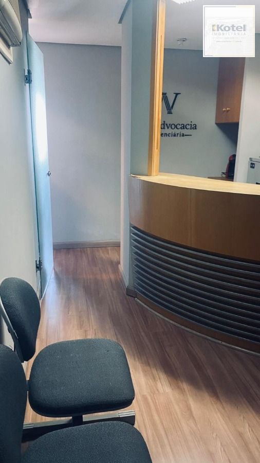 Excelente sala com 33,34m2 de frente, na Assis Brasil, Passo D'areia, semi-mobiliado — foto 4