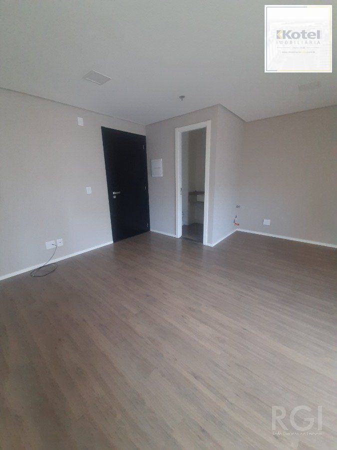 Sala Comercial à venda, 36m², Centro Histórico - Porto Alegre