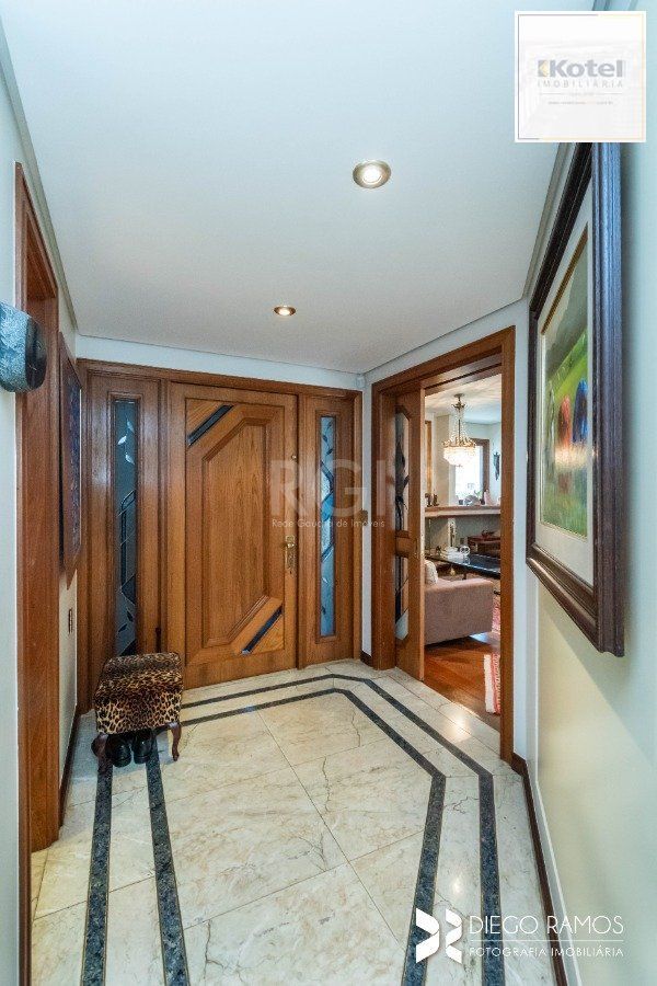 Apartamento para Venda - 305.46m², 3 dormitórios, sendo 3 suites, 4 vagas - Mont Serrat — foto 4