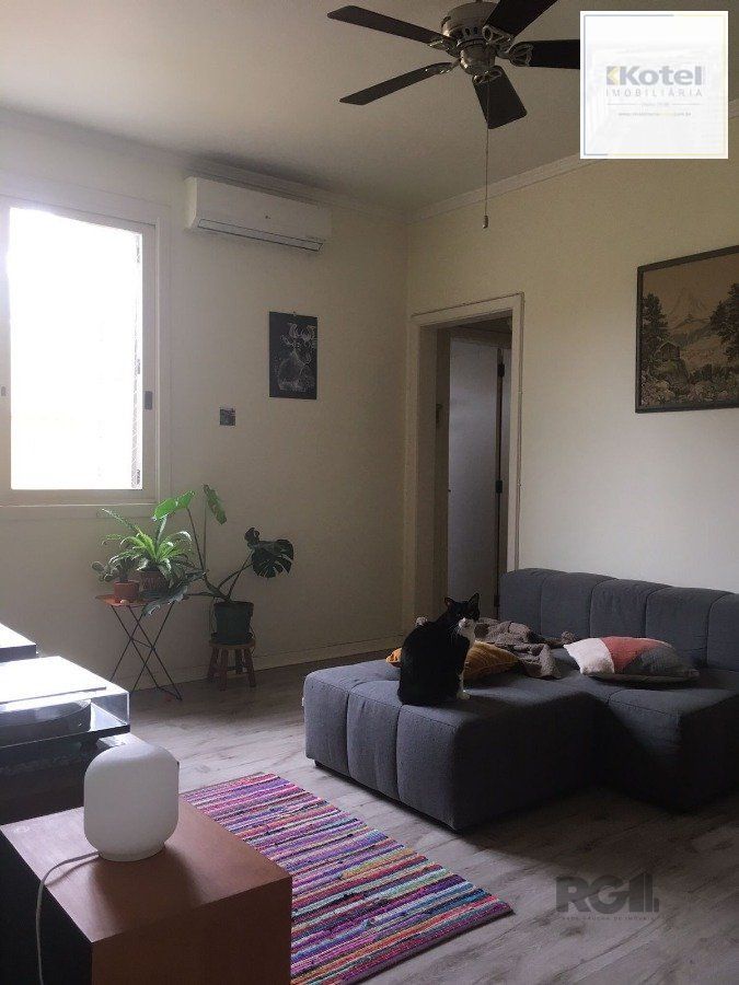 Apartamento 2 quartos à venda, 52m², Floresta - Porto Alegre — foto 2