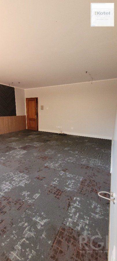 Conjunto/Sala para Venda - 43m², 0 dormitórios, Moinhos De Vento