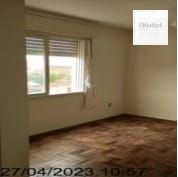Excelente apto. de 37,15m2 com sala, cozinha com armários, balcão com pia, banheiro social mobiliado, com box, piso em parquet — foto 5