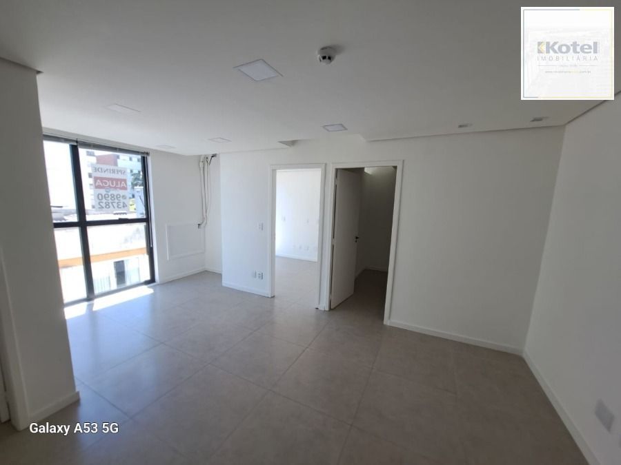 SALA NA MARCELO GAMA COM 39,60M2 — foto 3