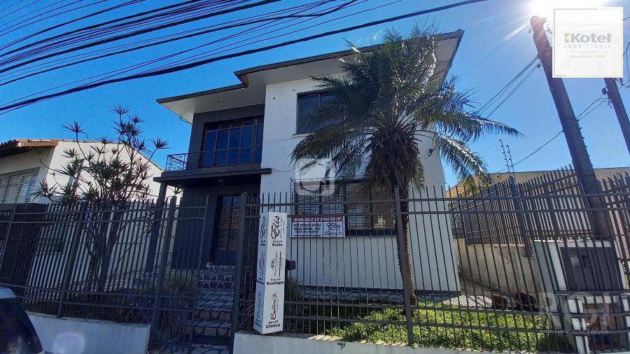 Casa para Venda - 389m², 4 dormitórios, sendo 1 suites, 3 vagas - Nossa Senhora das Dores — foto 2