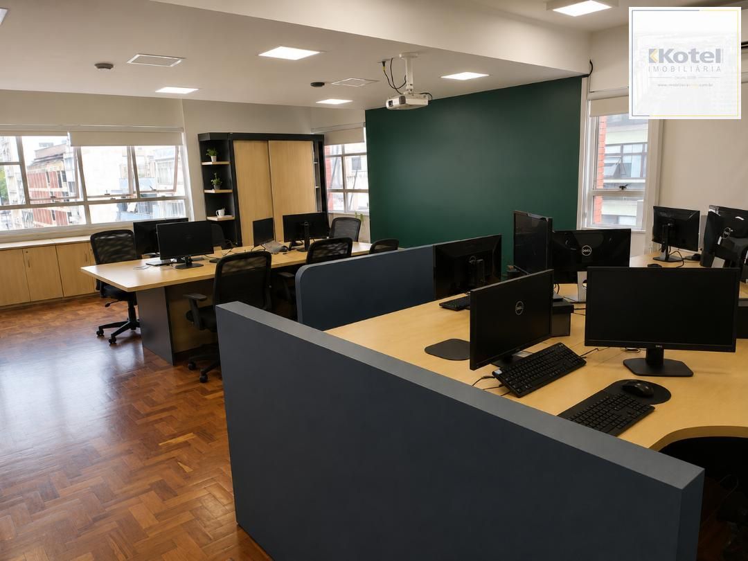 Excelente conjunto/sala separadas em sala 1001 e sala 1002 com 123, 68 m2 privativo cada sala (247,36m2 total das duas) 02 banheiro, 02 copas. Rua Andrade Neves.