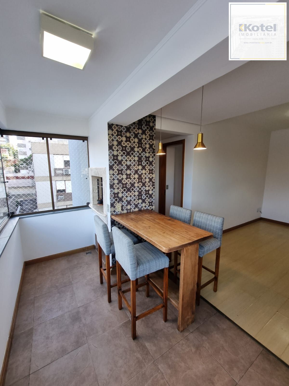 Ótimo apartamento semi mobliado de 1 dormitório no bairro Petrópolis. — foto 3