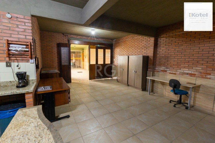 Casa para Venda - 500m², 4 dormitórios, sendo 1 suites, 5 vagas - Boa Vista — foto 2