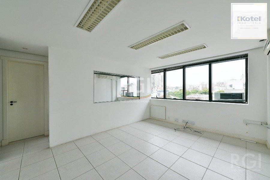Conjunto/Sala para Venda - 153m², 0 dormitórios, 1 vaga - Petrópolis