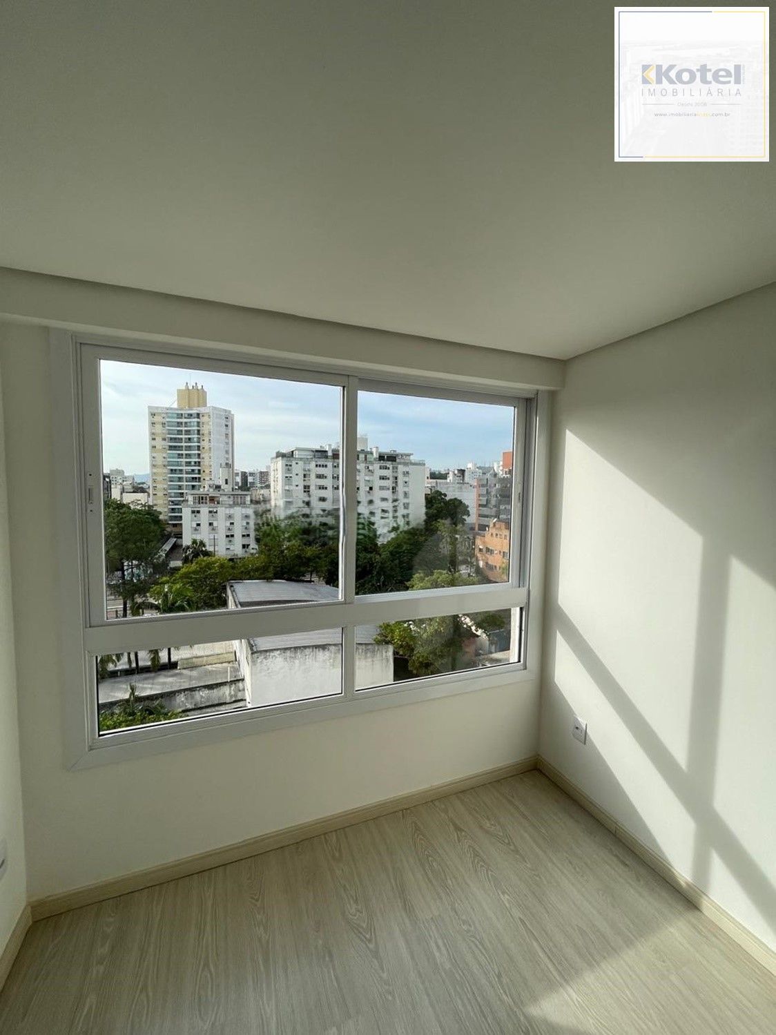Apartamento novo com 45m², com 1 dormitório, 1 vaga - bairro Menino Deus