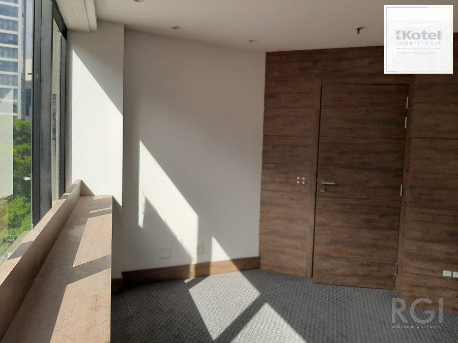 Conjunto/Sala para Venda - 30m², 0 dormitórios, Moinhos de Vento — foto 5