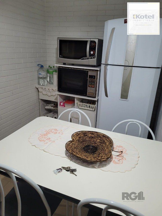 Apartamento 3 dormitórios com suite, Bairro Petrópolis, na Rua Coronel Lucas de Oliveira, próximo ao Zaffari da Ipiranga — foto 5
