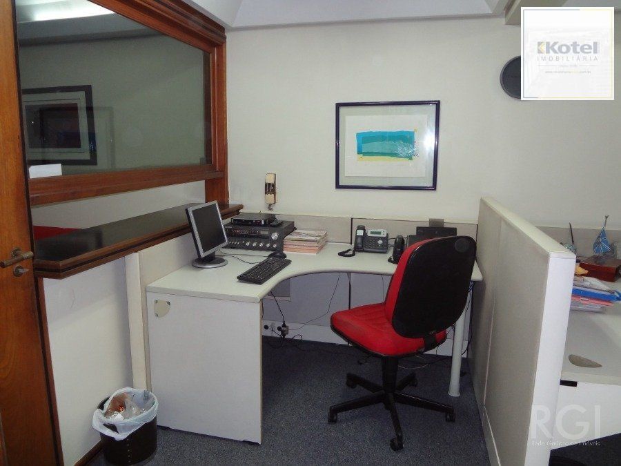 Sala Comercial à venda, 117m², Mont Serrat - Porto Alegre