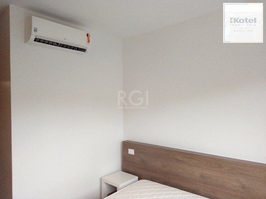 Apartamento para Venda - 25m², 1 dormitório, 1 vaga - Colina