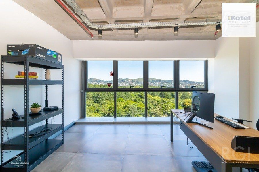 Sala Comercial à venda, 48m², Petrópolis - Porto Alegre — foto 4