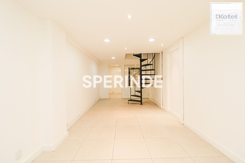 Excelente sala duplex com 56,40 m² na Rua Felipe Camarão - Bom fim
