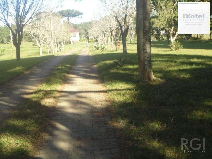 Sítio para Venda - 680m², 3 dormitórios, sendo 1 suites, 6 vagas - Lomba Do Pinheiro