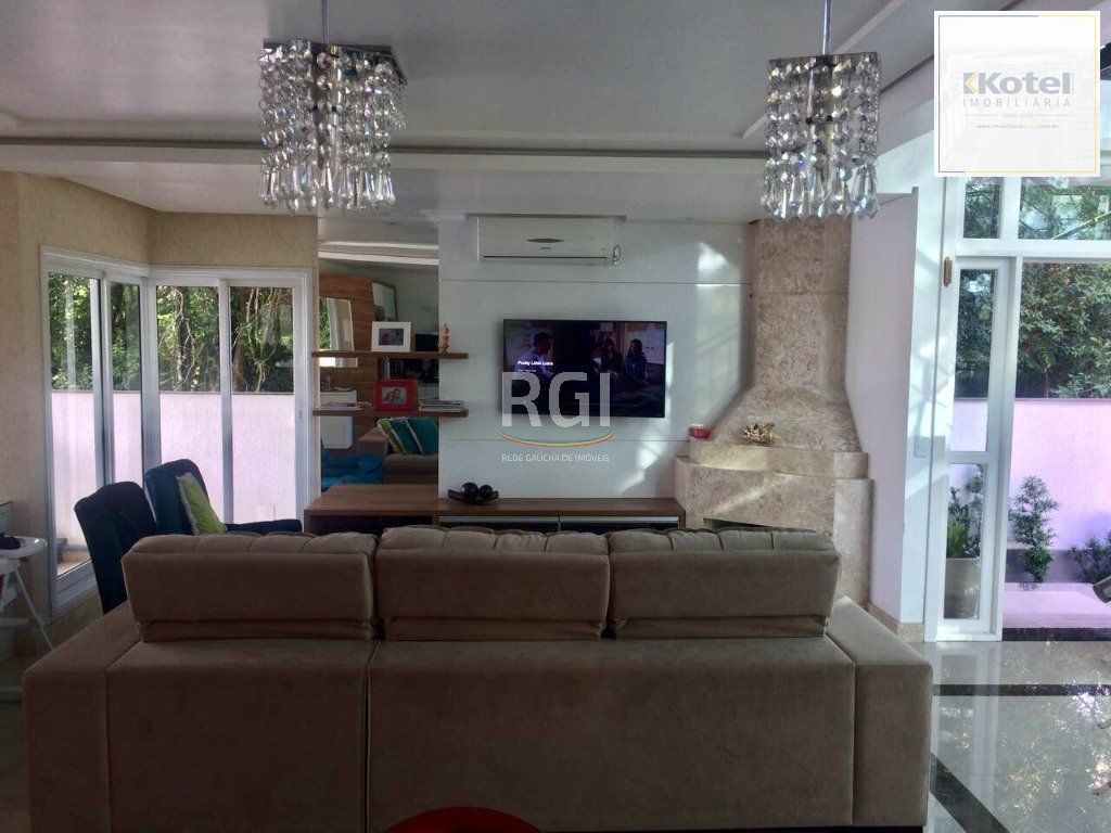 Casa Condominio para Venda. 3 dormitórios, sendo 1 suites, 3 vagas - Krahe
