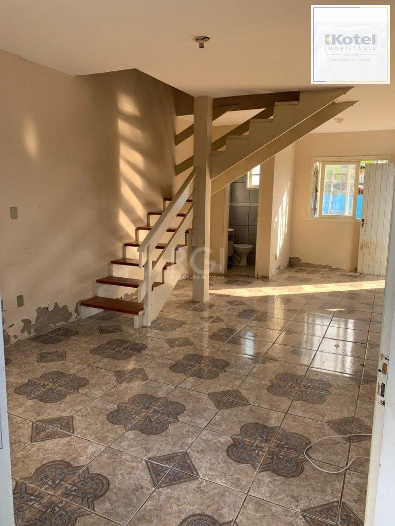 Casa Condominio para Venda - 120m², 3 dormitórios, sendo 1 suites, 1 vaga - Taruma