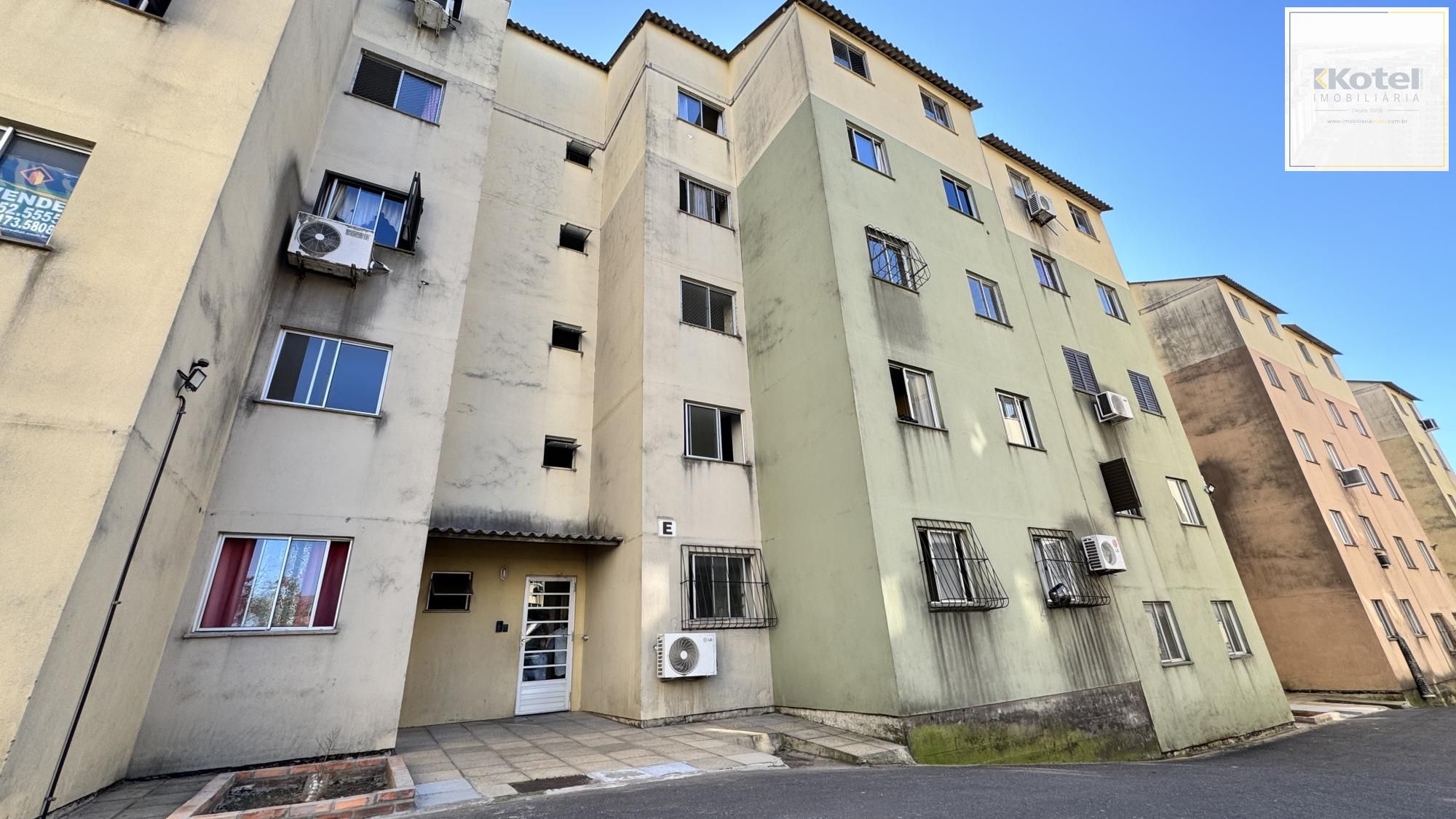 Apartamento Térreo com 2 dormitórios Semi Mobiliado — foto 2