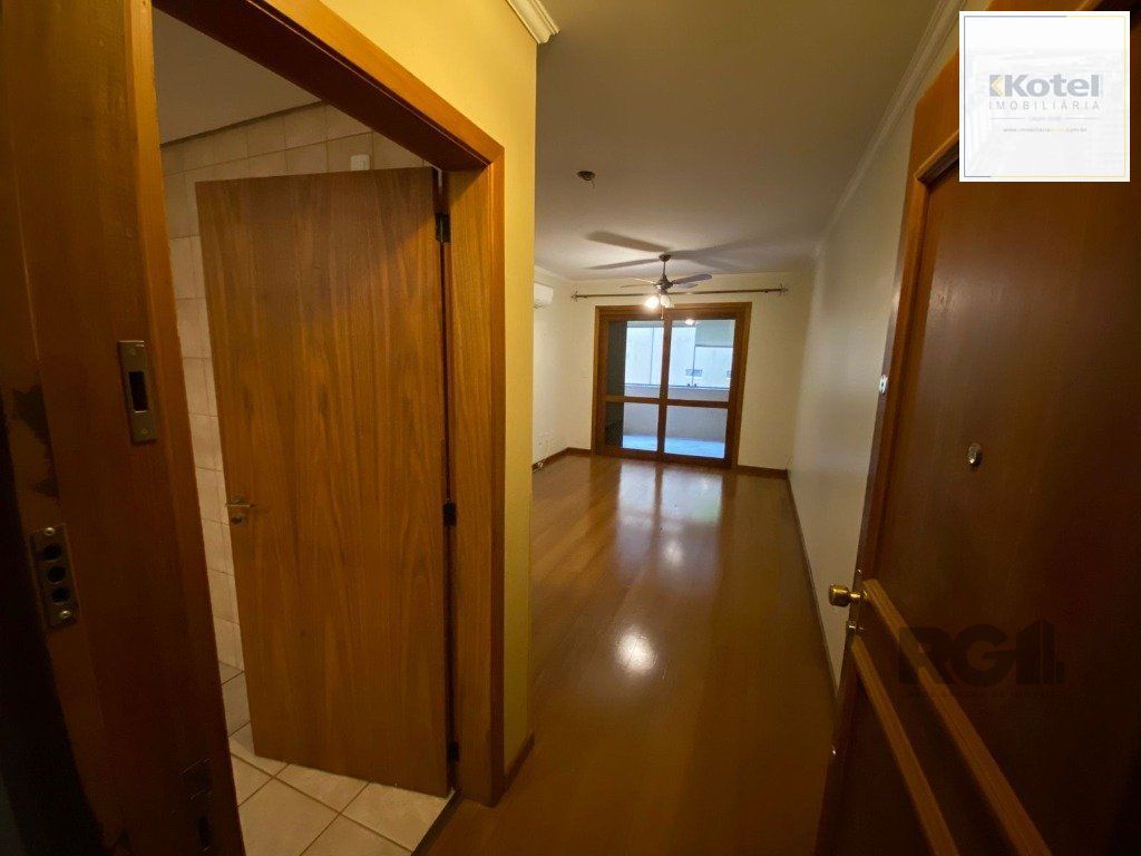 Amplo apartamento de 2 dormitórios no Petrópolis — foto 2