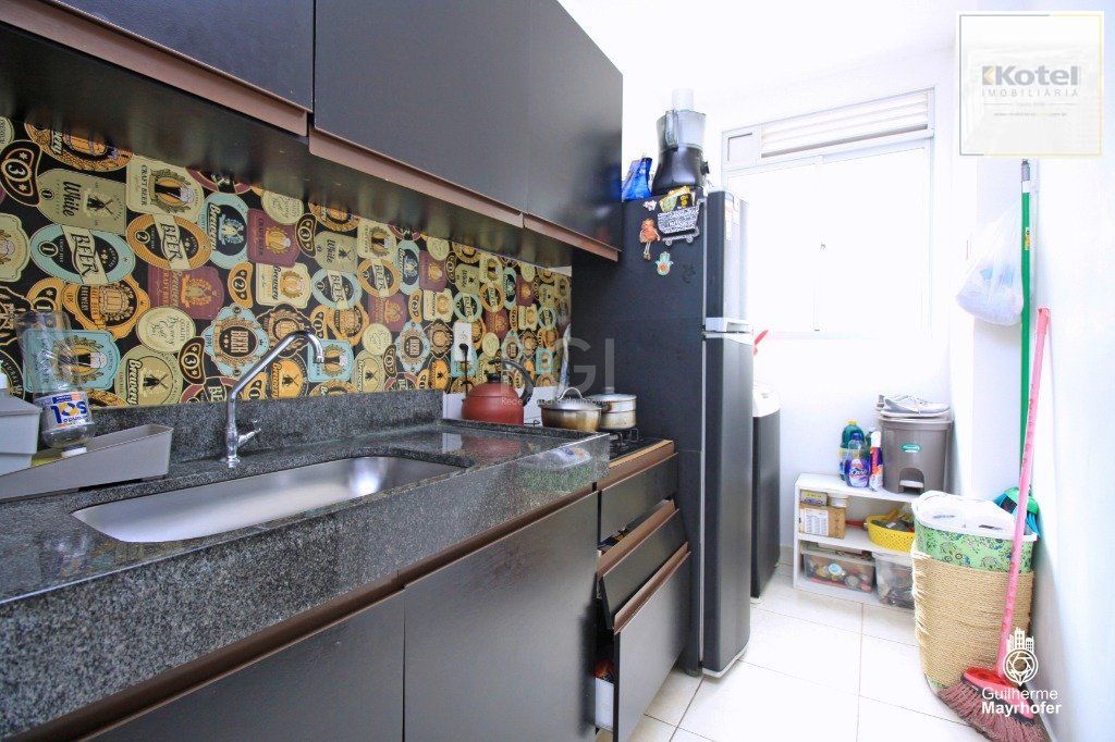Apartamento para Venda - 48m², 2 dormitórios, 1 vaga - Morro Santana