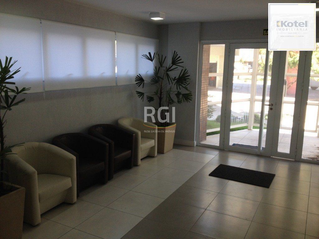 Conjunto/Sala para Venda - 123m², 0 dormitórios, 3 vagas - São João