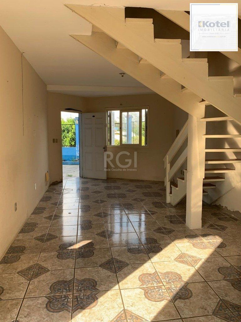 Casa Condominio para Venda - 120m², 3 dormitórios, sendo 1 suites, 1 vaga - Taruma