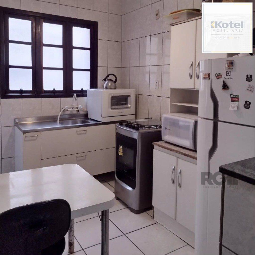 Apartamento no bairro Auxiliadora de 2 dormitórios ( 1 suíte) — foto 3