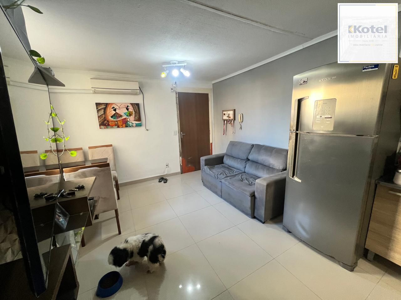 Apartamento Térreo com 2 dormitórios Semi Mobiliado — foto 3