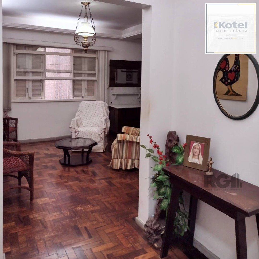 Apartamento no bairro Auxiliadora de 2 dormitórios ( 1 suíte) — foto 2