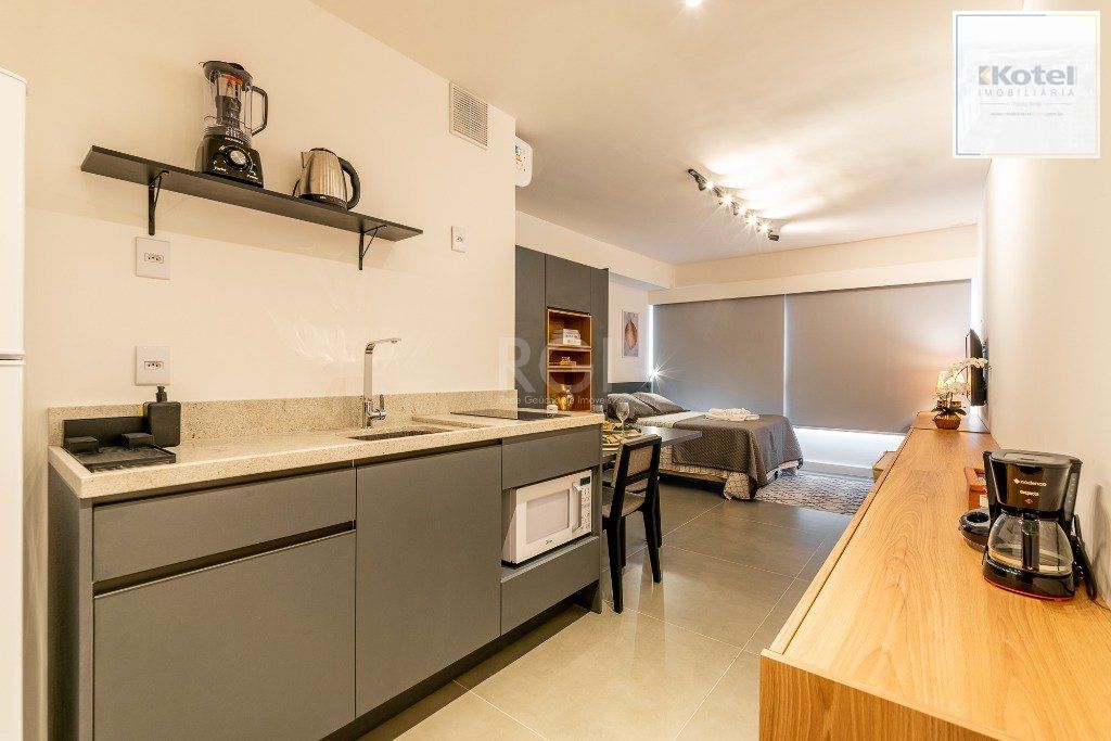 Apartamento 1 quartos à venda, 29m², Petrópolis - Porto Alegre — foto 2